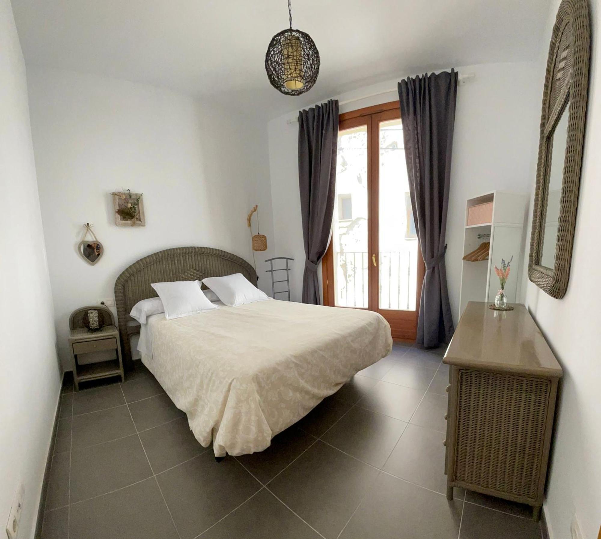 Rural Monetze Apartment Tivissa
